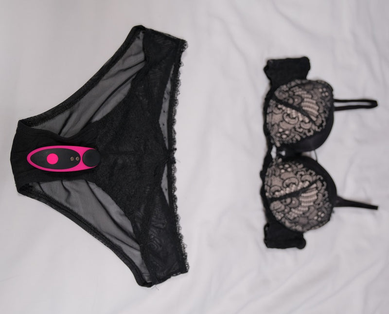 Lovense Slip vibrator compact met Bluetooth - Roze