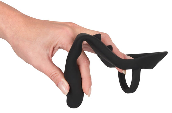 Black Velvets Cockring met butt plug & perineumbrug - Zwart - Black Velvets - SKU: 5182040000