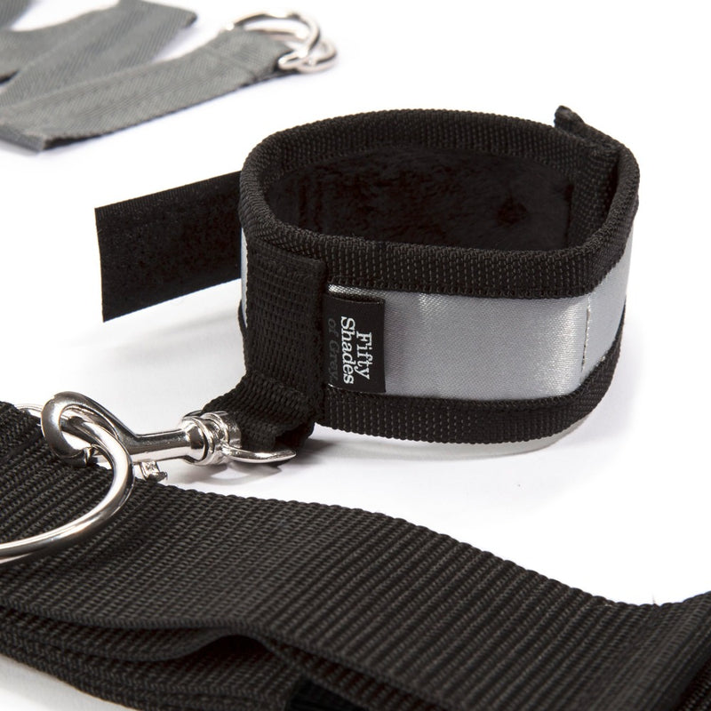 Fifty Shades of Grey kruisvormige bedrestraints - Zwart