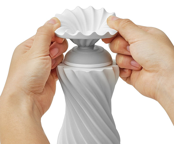 TENGA Masturbator met vacuüm en stimulerende textuur - Wit - TENGA - SKU: 5318980000