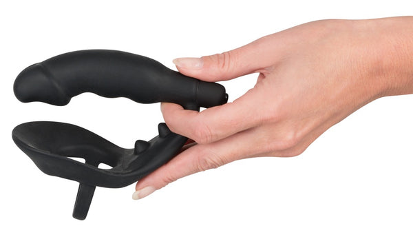Black Velvets vibrerende cockring met plug - Zwart - Black Velvets - SKU: 5885390000