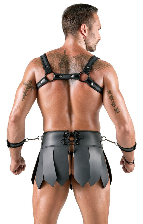 Bondage set met borst harness & handboeien - Zwart - Svenjoyment - SKU: 21805451701