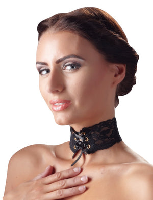 Cottelli ACCESSOIRES Choker met kant en verstelbare vetersluiting - Zwart