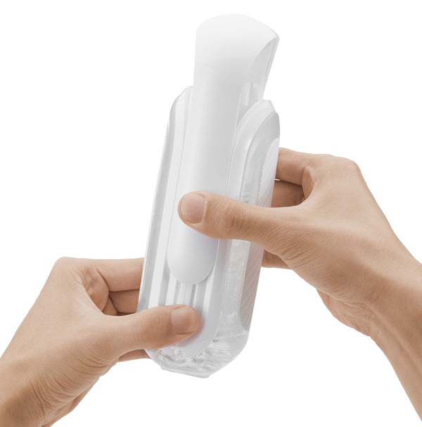 TENGA Masturbator met zuigvacuüm en textuur - Wit - TENGA - SKU: 50009800000