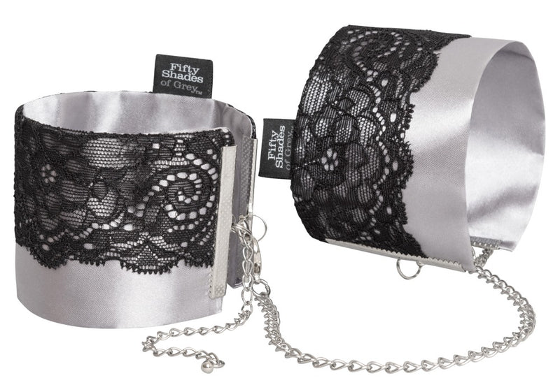 Fifty Shades of Grey polsmanchetten met ketting - Zilver